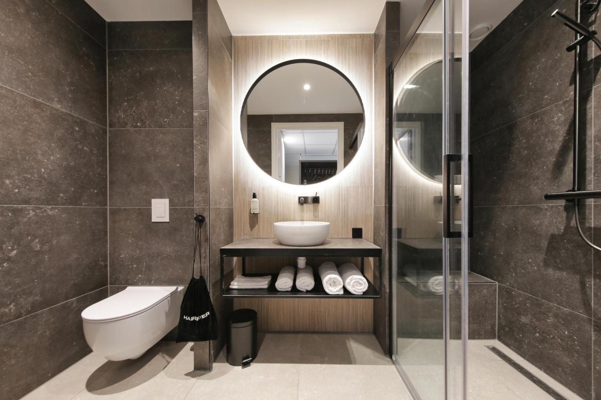Boutique Hotel Hans - Amsterdam Schiphol Airport バドフーフェドルプ エクステリア 写真